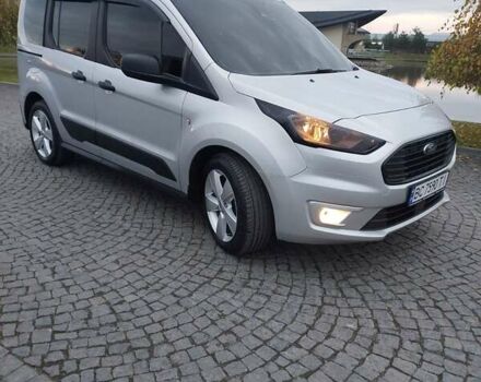 Серый Форд Турнео Коннект, объемом двигателя 1.5 л и пробегом 236 тыс. км за 20500 $, фото 4 на Automoto.ua