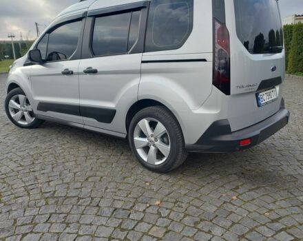 Серый Форд Турнео Коннект, объемом двигателя 1.5 л и пробегом 236 тыс. км за 20500 $, фото 2 на Automoto.ua