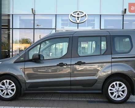 Серый Форд Турнео Коннект, объемом двигателя 1.56 л и пробегом 49 тыс. км за 18323 $, фото 2 на Automoto.ua