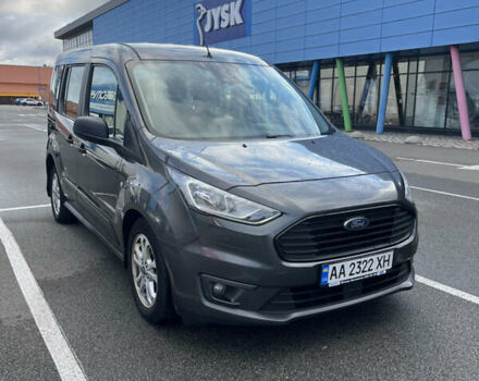 Серый Форд Турнео Коннект, объемом двигателя 1.5 л и пробегом 288 тыс. км за 15500 $, фото 2 на Automoto.ua