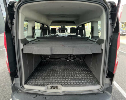 Серый Форд Турнео Коннект, объемом двигателя 1.5 л и пробегом 288 тыс. км за 15500 $, фото 15 на Automoto.ua