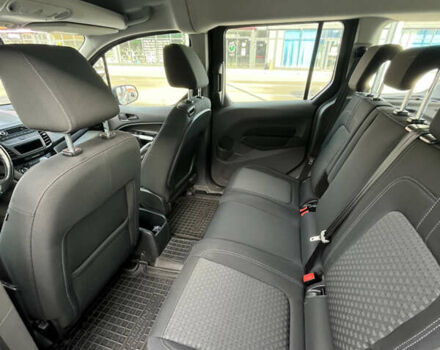 Серый Форд Турнео Коннект, объемом двигателя 1.5 л и пробегом 288 тыс. км за 15500 $, фото 13 на Automoto.ua