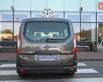 Серый Форд Турнео Коннект, объемом двигателя 1.56 л и пробегом 49 тыс. км за 18323 $, фото 3 на Automoto.ua