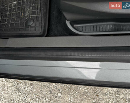 Серый Форд Турнео Коннект, объемом двигателя 1.5 л и пробегом 60 тыс. км за 15800 $, фото 13 на Automoto.ua