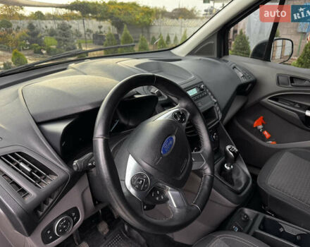 Серый Форд Турнео Коннект, объемом двигателя 1.5 л и пробегом 60 тыс. км за 15800 $, фото 11 на Automoto.ua