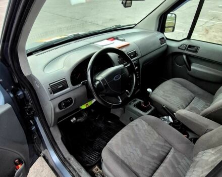 Серый Форд Турнео Коннект, объемом двигателя 1.8 л и пробегом 264 тыс. км за 4700 $, фото 7 на Automoto.ua