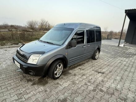 Серый Форд Турнео Коннект, объемом двигателя 1.8 л и пробегом 230 тыс. км за 3700 $, фото 1 на Automoto.ua