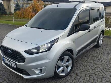 Серый Форд Турнео Коннект, объемом двигателя 1.5 л и пробегом 236 тыс. км за 20500 $, фото 1 на Automoto.ua