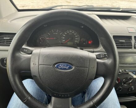 Синий Форд Турнео Коннект, объемом двигателя 1.8 л и пробегом 348 тыс. км за 4200 $, фото 11 на Automoto.ua