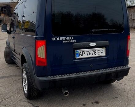 Синий Форд Турнео Коннект, объемом двигателя 1.8 л и пробегом 450 тыс. км за 4100 $, фото 2 на Automoto.ua