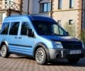 Синий Форд Турнео Коннект, объемом двигателя 1.8 л и пробегом 340 тыс. км за 3950 $, фото 1 на Automoto.ua