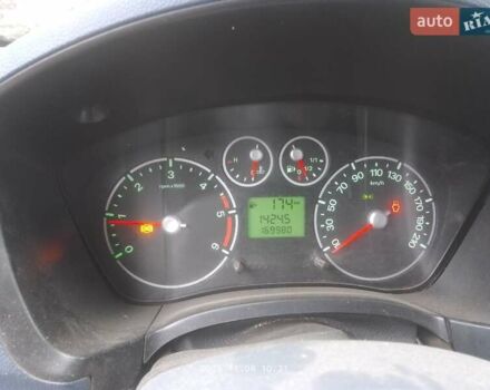 Синий Форд Турнео Коннект, объемом двигателя 1.75 л и пробегом 170 тыс. км за 7000 $, фото 4 на Automoto.ua