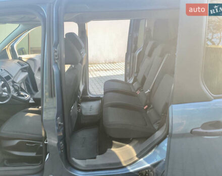 Синий Форд Турнео Коннект, объемом двигателя 1.56 л и пробегом 83 тыс. км за 16900 $, фото 11 на Automoto.ua