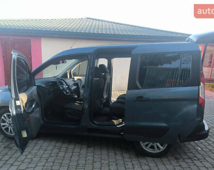 Синий Форд Турнео Коннект, объемом двигателя 1.56 л и пробегом 83 тыс. км за 16900 $, фото 7 на Automoto.ua