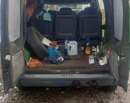 Зеленый Форд Турнео Коннект, объемом двигателя 1.8 л и пробегом 460 тыс. км за 3500 $, фото 10 на Automoto.ua