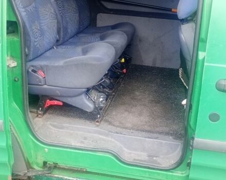 Зеленый Форд Турнео Коннект, объемом двигателя 1.8 л и пробегом 460 тыс. км за 3500 $, фото 5 на Automoto.ua