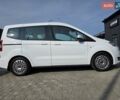 Белый Форд Tourneo Courier, объемом двигателя 1.5 л и пробегом 141 тыс. км за 9999 $, фото 4 на Automoto.ua