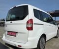 Белый Форд Tourneo Courier, объемом двигателя 1.5 л и пробегом 140 тыс. км за 10400 $, фото 9 на Automoto.ua