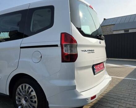 Белый Форд Tourneo Courier, объемом двигателя 1.5 л и пробегом 141 тыс. км за 9999 $, фото 10 на Automoto.ua