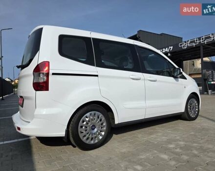 Белый Форд Tourneo Courier, объемом двигателя 1.5 л и пробегом 141 тыс. км за 9999 $, фото 5 на Automoto.ua