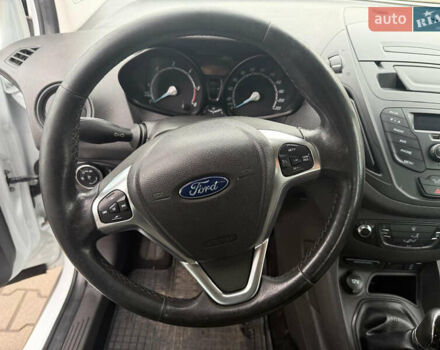 Белый Форд Tourneo Courier, объемом двигателя 1.5 л и пробегом 220 тыс. км за 8850 $, фото 7 на Automoto.ua