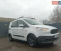 Белый Форд Tourneo Courier, объемом двигателя 1.5 л и пробегом 220 тыс. км за 10000 $, фото 2 на Automoto.ua