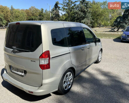 Бежевый Форд Tourneo Courier, объемом двигателя 1.5 л и пробегом 150 тыс. км за 8900 $, фото 2 на Automoto.ua