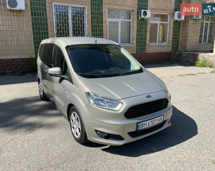 Бежевый Форд Tourneo Courier, объемом двигателя 1.5 л и пробегом 150 тыс. км за 8900 $, фото 1 на Automoto.ua