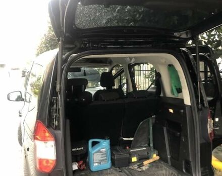 Черный Форд Tourneo Courier, объемом двигателя 1 л и пробегом 199 тыс. км за 7700 $, фото 5 на Automoto.ua