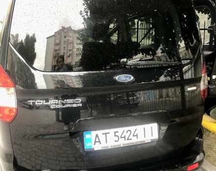 Черный Форд Tourneo Courier, объемом двигателя 1 л и пробегом 199 тыс. км за 7700 $, фото 3 на Automoto.ua