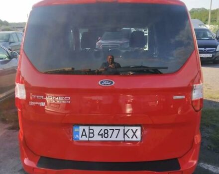 Красный Форд Tourneo Courier, объемом двигателя 1 л и пробегом 41 тыс. км за 9999 $, фото 6 на Automoto.ua