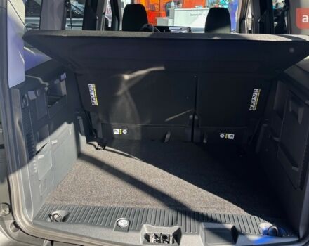 Форд Tourneo Courier, объемом двигателя 1 л и пробегом 0 тыс. км за 29387 $, фото 4 на Automoto.ua