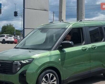 Форд Tourneo Courier 2025 в Полтаве на Automoto.ua Форд Tourneo Courier, объемом двигателя 1 л и пробегом 0 тыс. км за 28707 $, фото 33 на Automoto.ua