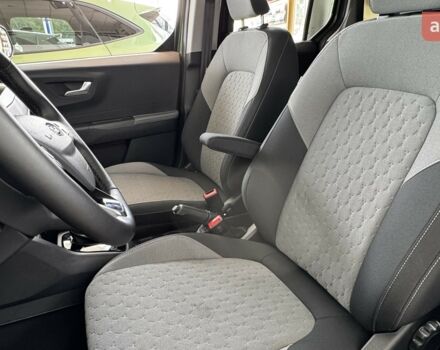 Форд Tourneo Courier 2025 в Киеве на Automoto.ua Форд Tourneo Courier, объемом двигателя 1 л и пробегом 0 тыс. км за 30026 $, фото 19 на Automoto.ua