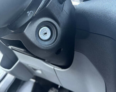 Белый Форд Турнео Кастом, объемом двигателя 2.2 л и пробегом 224 тыс. км за 16900 $, фото 40 на Automoto.ua