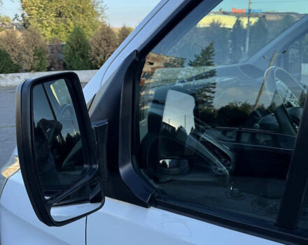 Белый Форд Турнео Кастом, объемом двигателя 2.2 л и пробегом 224 тыс. км за 16900 $, фото 48 на Automoto.ua