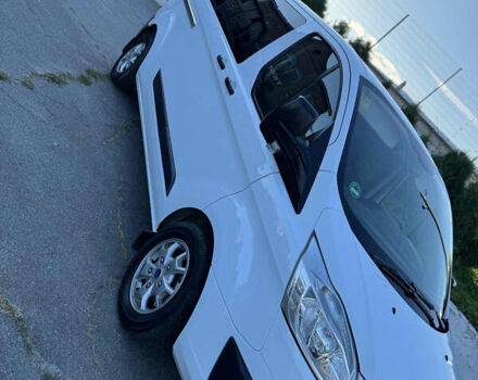 Белый Форд Турнео Кастом, объемом двигателя 2.2 л и пробегом 224 тыс. км за 16900 $, фото 7 на Automoto.ua