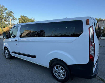 Белый Форд Турнео Кастом, объемом двигателя 2.2 л и пробегом 224 тыс. км за 16900 $, фото 11 на Automoto.ua