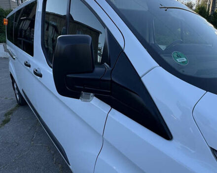 Белый Форд Турнео Кастом, объемом двигателя 2.2 л и пробегом 224 тыс. км за 16900 $, фото 10 на Automoto.ua