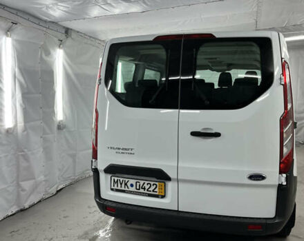 Белый Форд Турнео Кастом, объемом двигателя 2.2 л и пробегом 219 тыс. км за 12400 $, фото 16 на Automoto.ua