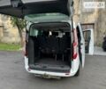 Белый Форд Турнео Кастом, объемом двигателя 2 л и пробегом 270 тыс. км за 17900 $, фото 20 на Automoto.ua