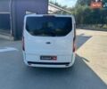 Белый Форд Турнео Кастом, объемом двигателя 2 л и пробегом 157 тыс. км за 19490 $, фото 6 на Automoto.ua