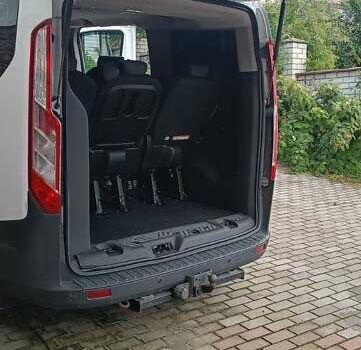 Белый Форд Турнео Кастом, объемом двигателя 2 л и пробегом 94 тыс. км за 21850 $, фото 9 на Automoto.ua