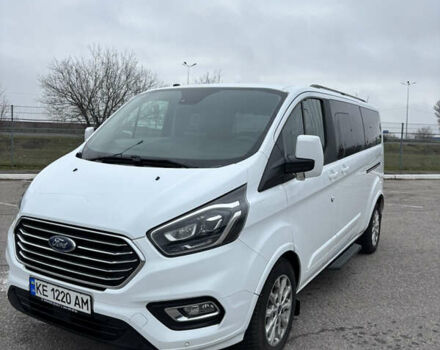 Белый Форд Турнео Кастом, объемом двигателя 2 л и пробегом 196 тыс. км за 23640 $, фото 7 на Automoto.ua