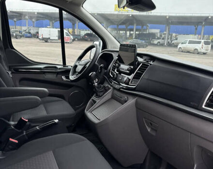 Белый Форд Турнео Кастом, объемом двигателя 2 л и пробегом 196 тыс. км за 23640 $, фото 13 на Automoto.ua