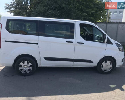 Белый Форд Турнео Кастом, объемом двигателя 2 л и пробегом 306 тыс. км за 19500 $, фото 8 на Automoto.ua