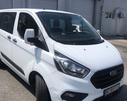 Белый Форд Турнео Кастом, объемом двигателя 2 л и пробегом 306 тыс. км за 19500 $, фото 6 на Automoto.ua