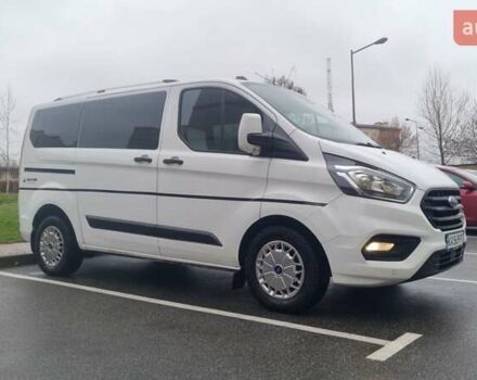 Белый Форд Турнео Кастом, объемом двигателя 2 л и пробегом 241 тыс. км за 21999 $, фото 2 на Automoto.ua