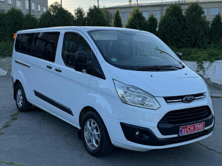 Белый Форд Турнео Кастом, объемом двигателя 2.2 л и пробегом 224 тыс. км за 16900 $, фото 1 на Automoto.ua