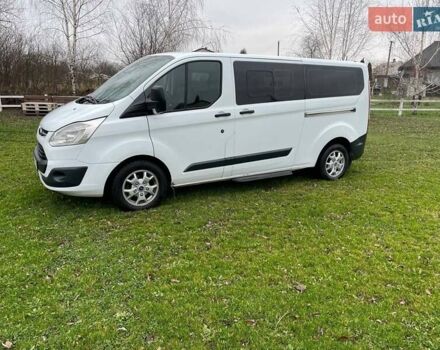 Белый Форд Турнео Кастом, объемом двигателя 2.2 л и пробегом 248 тыс. км за 18500 $, фото 1 на Automoto.ua